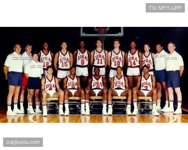 篮球中的三秒规则为何国际赛场与NBA标准不同？